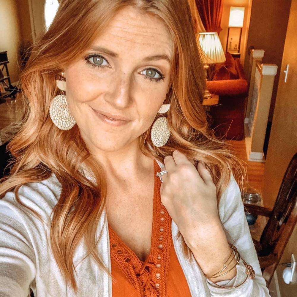 Meet your Posher, Melissa